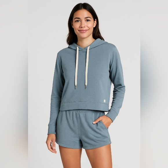 Vuori Tops - Vuori Halo Essential Blue Gray Hoodie Sweatshirt XS